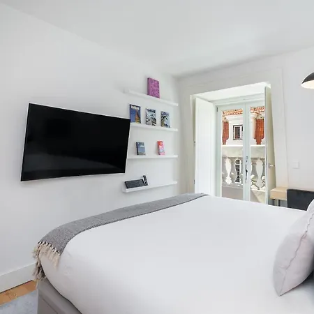 Whome | Prime Location Luxury